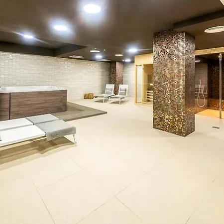Lägenhet New - Close To Sea - Pool - Sauna Fuengirola